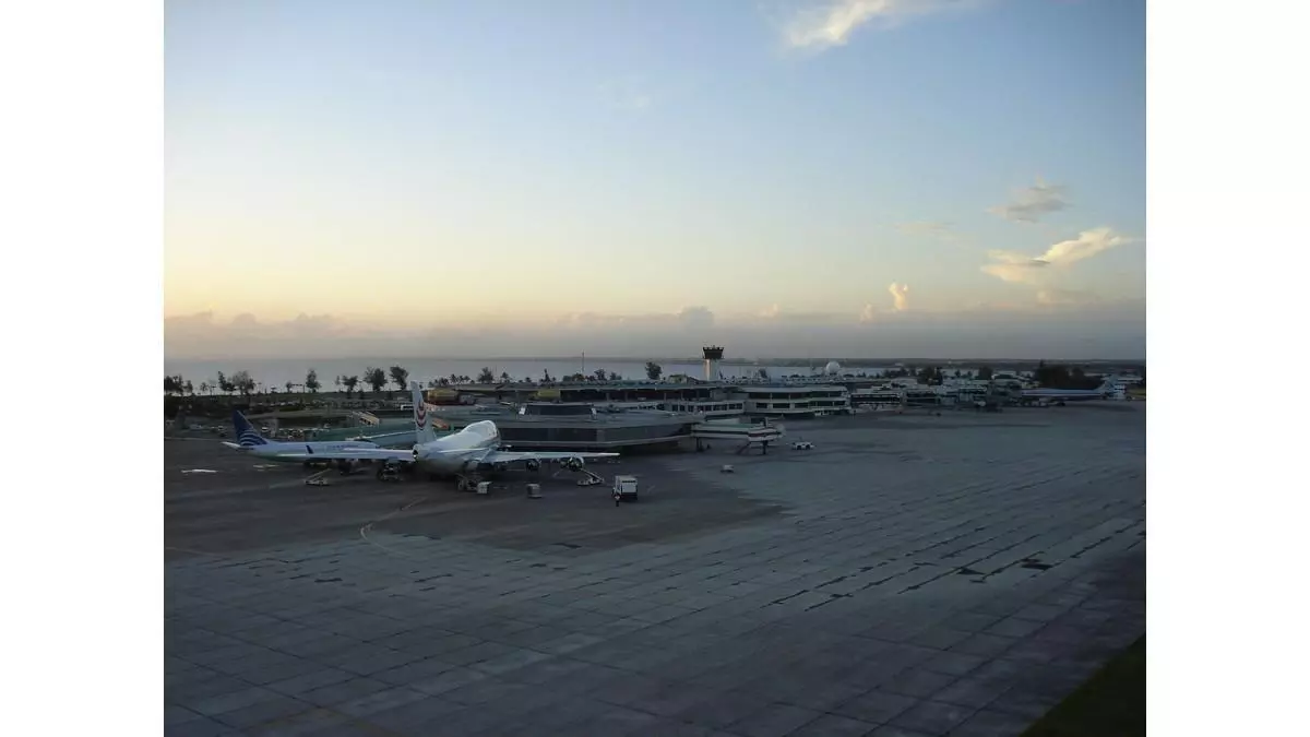 Aeropuerto Internacional de Las Américas-José Francisco Peña Gómez